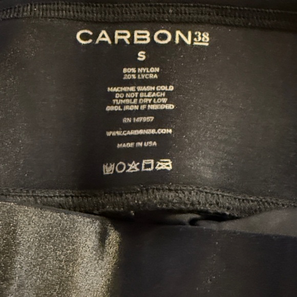 Carbon38 Pants - Carbon38 regular rise full length Legging in Takara Shine